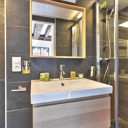 Cosy And New Studio In The Heart Of Paris Exterior photo